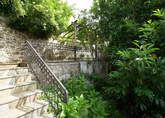 Horizon #p1, Milies Case de vacanță